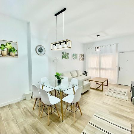 Puente Praga Aparment Leilighet Madrid Eksteriør bilde