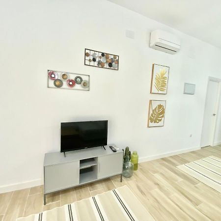 Puente Praga Aparment Leilighet Madrid Eksteriør bilde