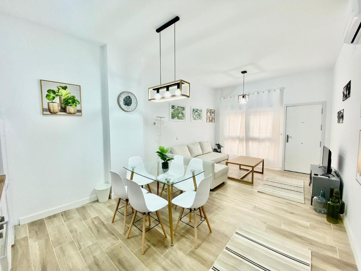 Puente Praga Aparment Leilighet Madrid Eksteriør bilde