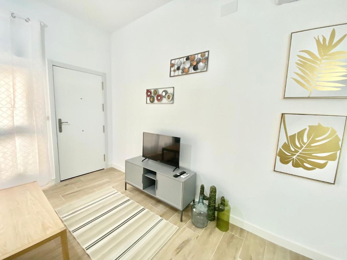 Puente Praga Aparment Leilighet Madrid Eksteriør bilde